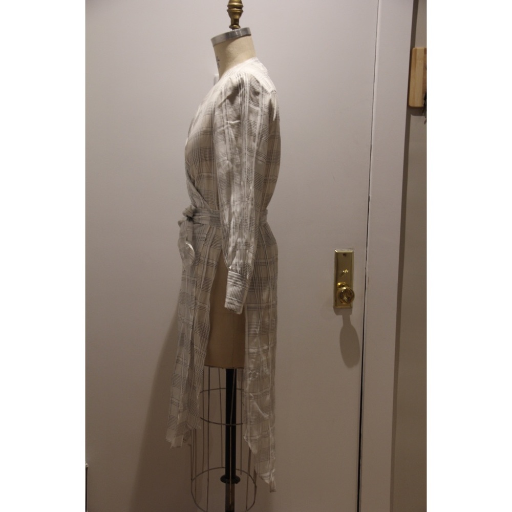 Checked tunic with tie belt - Picture 3 of 4